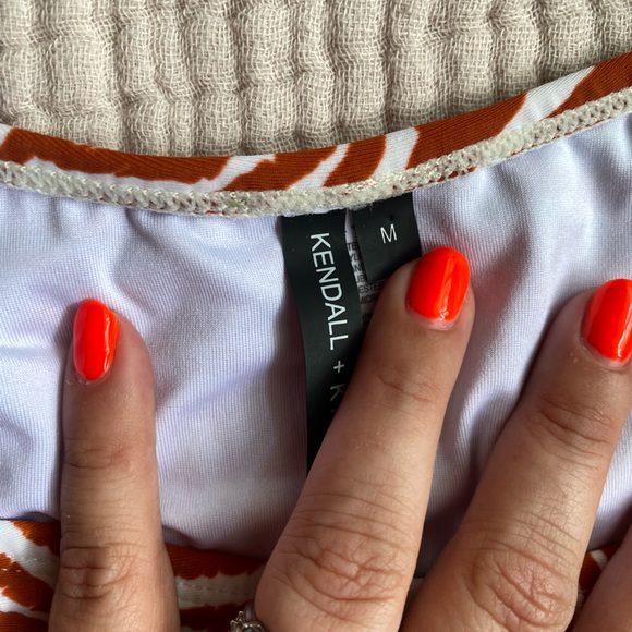 Kendall & Kylie Orange and White Bikini Set Size M - Picture 3 of 4